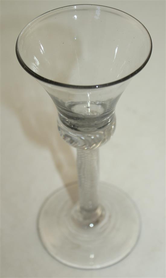 An airtrap stem wine glass, 18.5cm